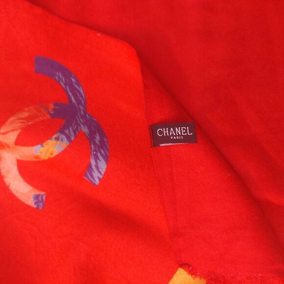 Vintage Chanel Multi-Color Red Tree Hearts Print Blanket Scarf Scarves Wrap - Picture 7 of 8